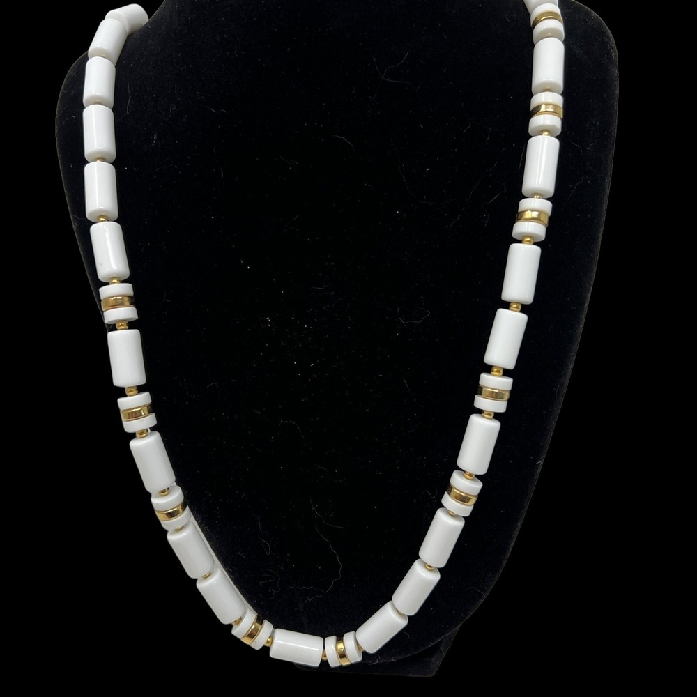 Vintage Necklace Acrylic‎ White Barrel and Gold Tone Beads 29 inches